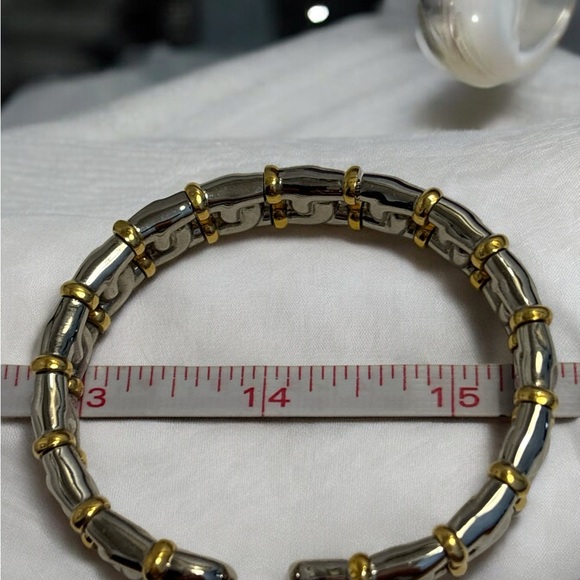 Vintage Joan Rivers Silver & Gold Tone Flexible Open Cuff Bracelet - Picture 9 of 9